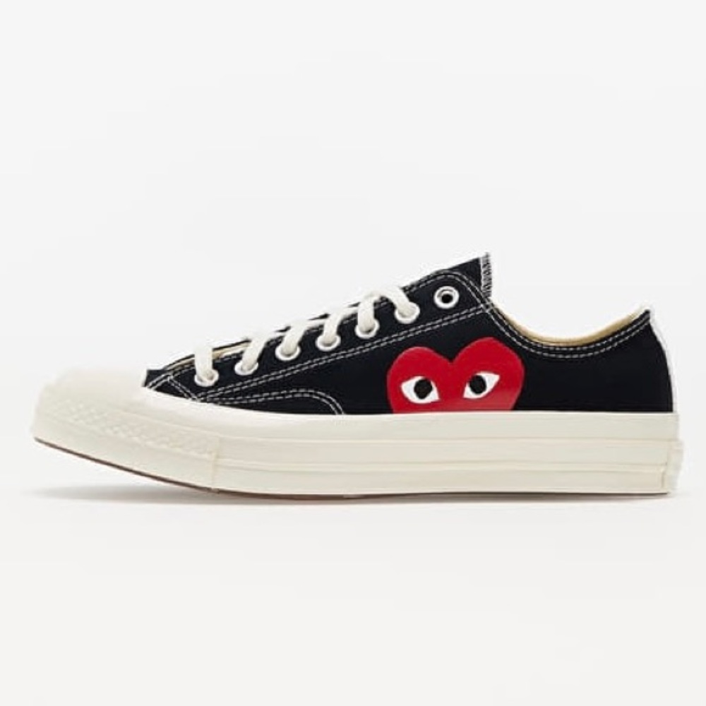 Comme des Garçons Play x Converse Chuck Taylor Womens Size 6 US Mens 4 US